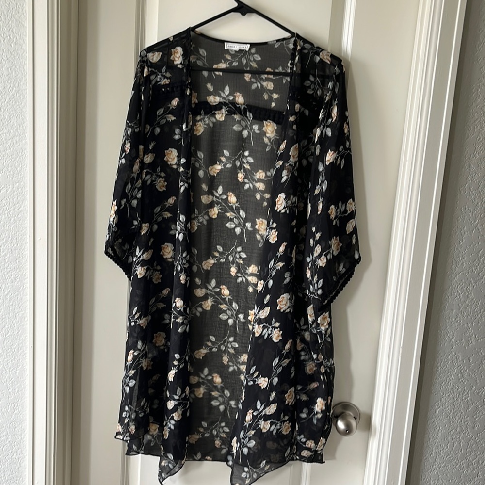 Floral kimono/spring cardigan